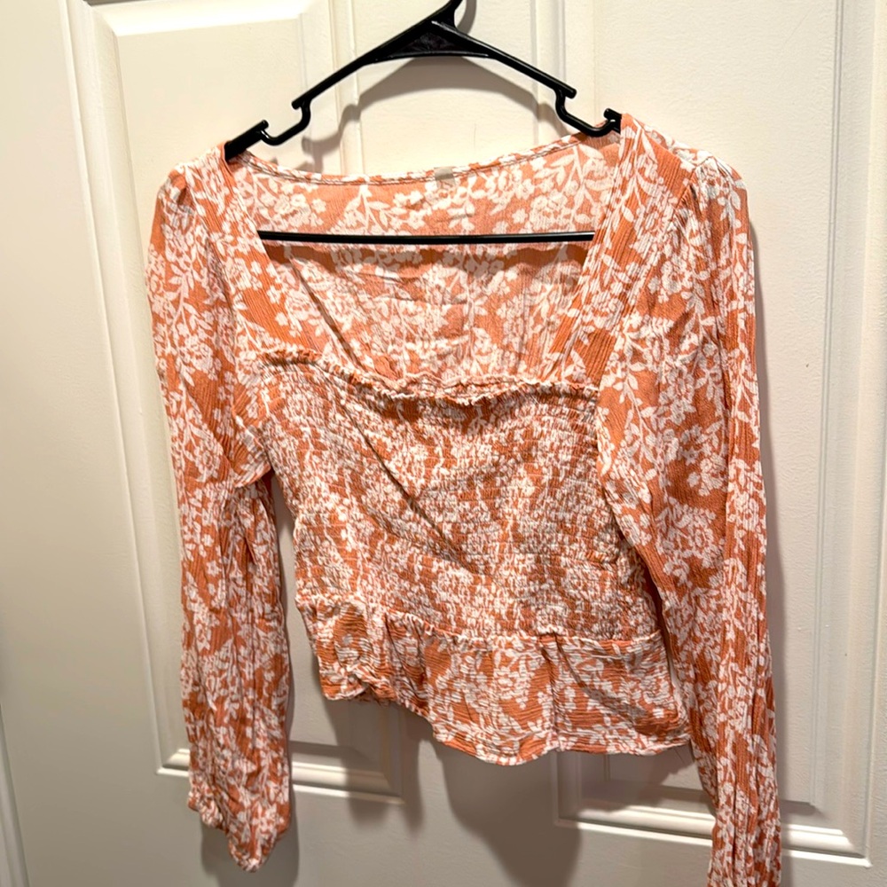 Pink floral cropped long sleeve blouse top